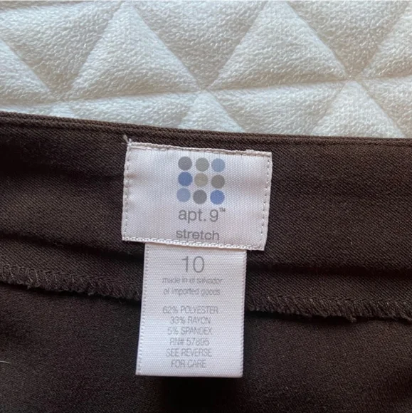 Title Nine A-Line Skirt Dark Brown Stretch Size 10 Travel Y2K Comfy - Picture 2 of 8